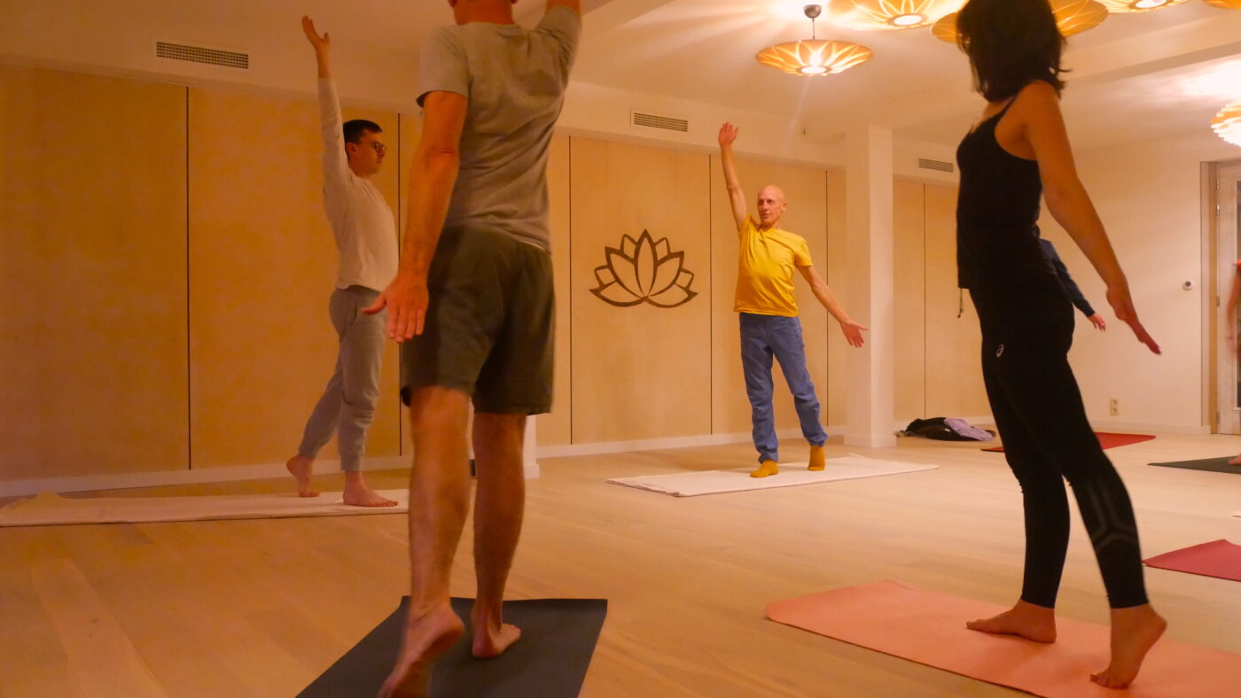 Rudy Vancoillie yoga de Loft Oostende